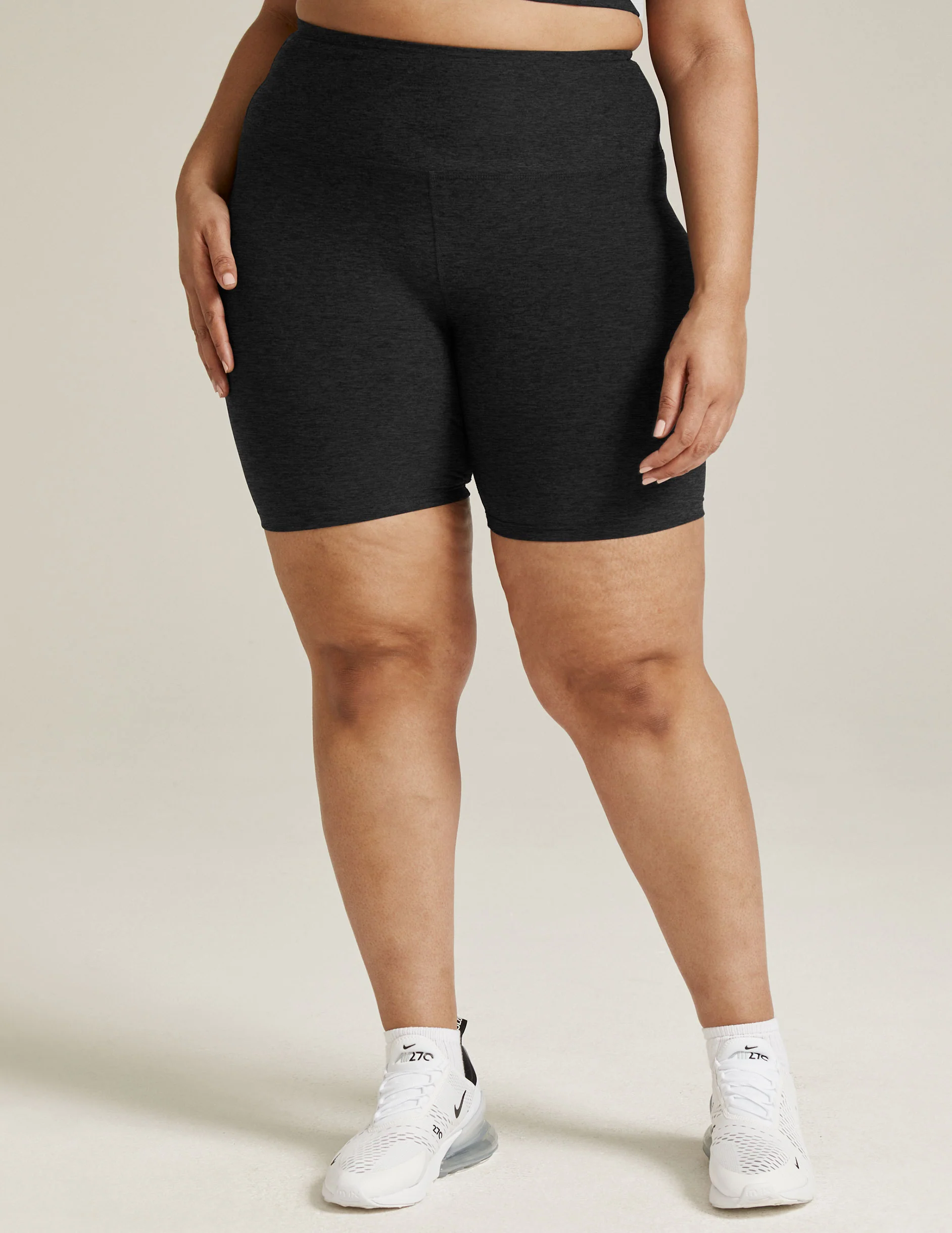 Spacedye Keep Pace 7" Short - Image 8